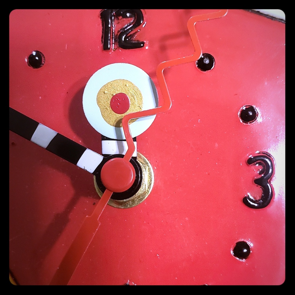 Allen Designs Cat Clock